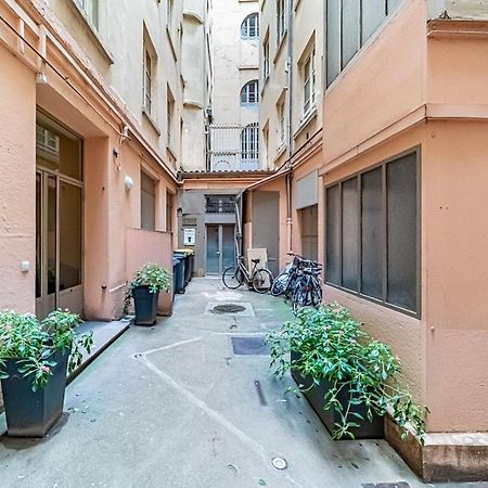 Le Petit Victor Hugo - Studio Bellecour Lyon Exterior photo